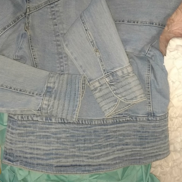 Live A Little Jacket size small - Picture 7 of 16